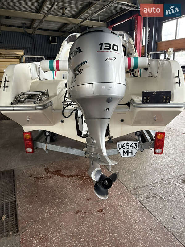 Катер Family 600 2000 в Чернігові