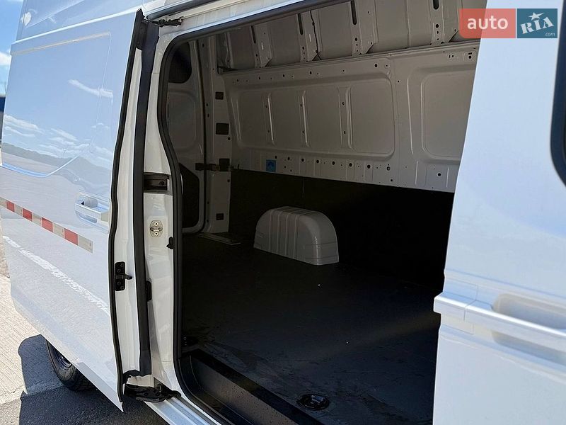 Грузовой фургон Farizon Supervan 2025 в Киеве