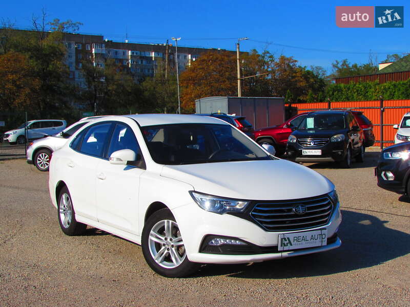 Седан FAW B30 2019 в 
