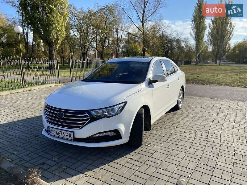 Седан FAW B30 2019 в Покрові