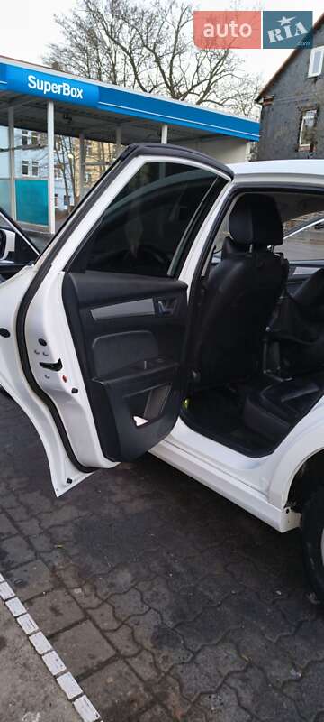 Седан FAW B30 2019 в Львові