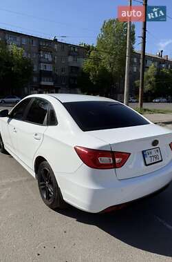 Седан FAW Besturn B30 2019 в 