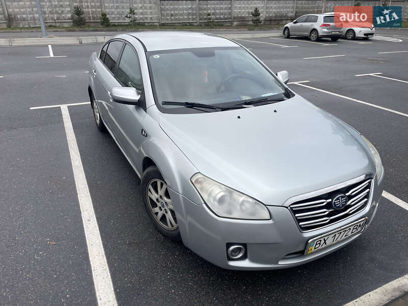 FAW Besturn B50 2012