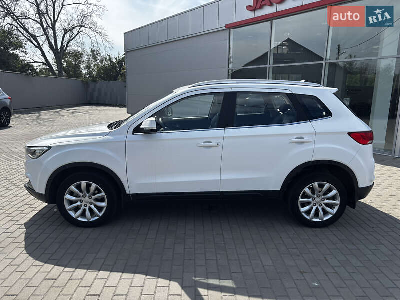 Позашляховик / Кросовер FAW Besturn X40 2020 в Полтаві фото 7 Позашляховик / Кросовер FAW Besturn X40 2020 в Полтаві