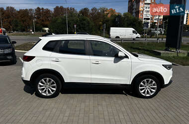 Внедорожник / Кроссовер FAW Besturn X40 2020 в 