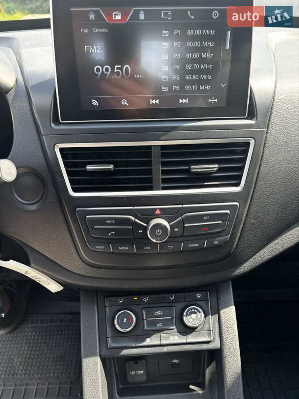 Позашляховик / Кросовер FAW Besturn X40 2020 в Полтаві фото 27 Позашляховик / Кросовер FAW Besturn X40 2020 в Полтаві