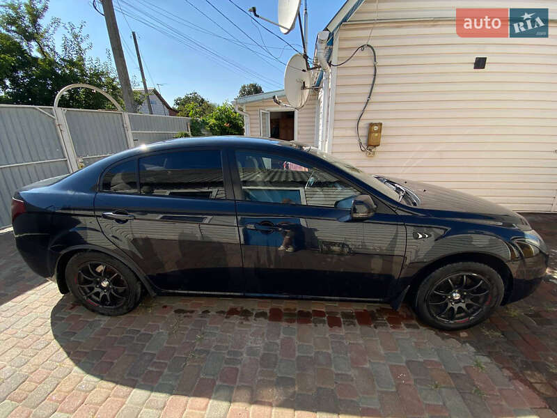 Седан FAW Besturn 2012 в Киеве фото 7 Седан FAW Besturn 2012 в Киеве