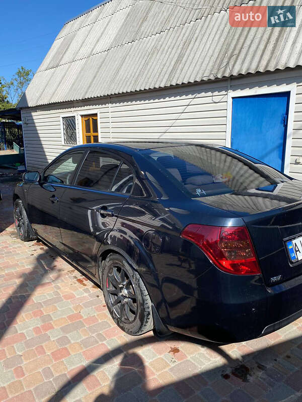 Седан FAW Besturn 2012 в Киеве фото 11 Седан FAW Besturn 2012 в Киеве