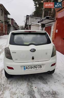 Хэтчбек FAW V2 2013 в Киеве