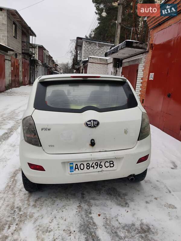 Хетчбек FAW V2 2013 в Києві