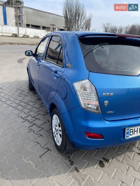 Хэтчбек FAW V2 2013 в Любашевке