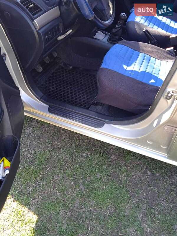 Седан FAW V5 2013 в Бердичеве