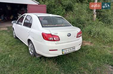 Седан FAW V5 2013 в 