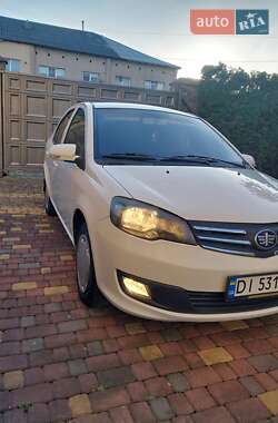 Седан FAW V5 2013 в 