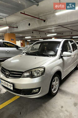 Седан FAW V5 2013 в Ізмаїлі