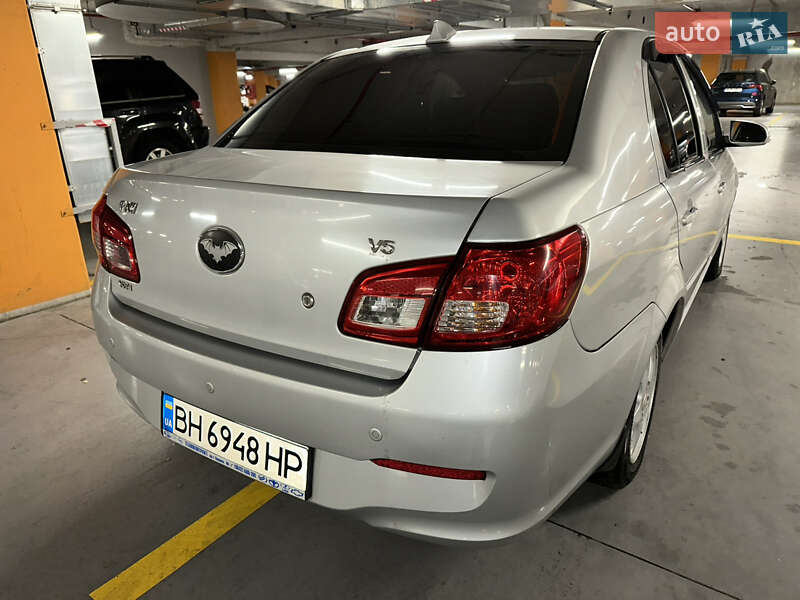 Седан FAW V5 2013 в Ізмаїлі фото 9 Седан FAW V5 2013 в Ізмаїлі