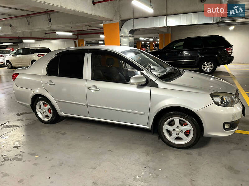 Седан FAW V5 2013 в Ізмаїлі фото 12 Седан FAW V5 2013 в Ізмаїлі