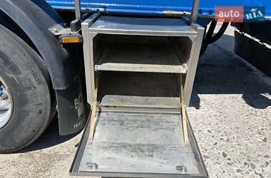 Цистерна полуприцеп Feldbinder 334ST 2013 в 