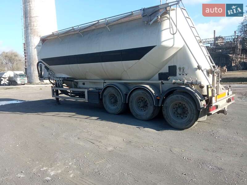 Цементовоз Feldbinder EUT 2012 в Кам'янському фото Цементовоз Feldbinder EUT 2012 в Кам'янському