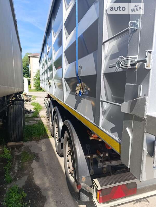 Зерновоз - полуприцеп Feldbinder KIP 2000 в Киеве