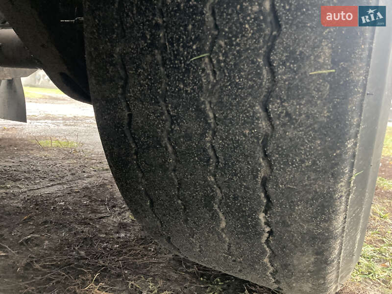 Цистерна полуприцеп Feldbinder KIP 2000 в Киеве