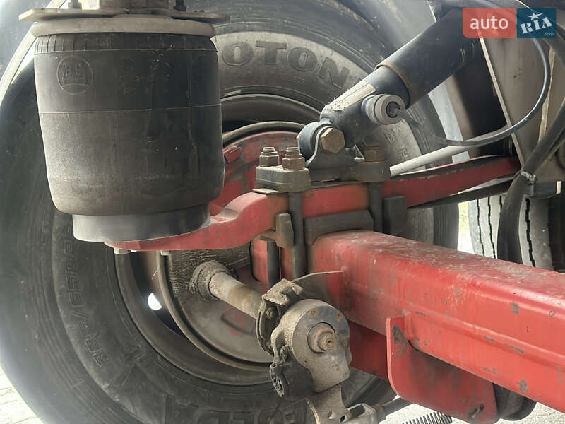 Цистерна напівпричіп Feldbinder TSA 2004 в Дубні