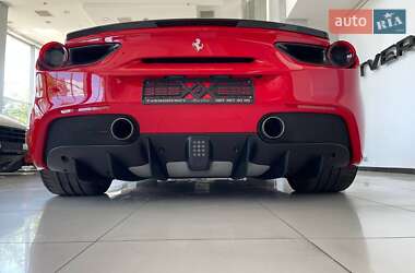 Купе Ferrari 488 GTB 2016 в 
