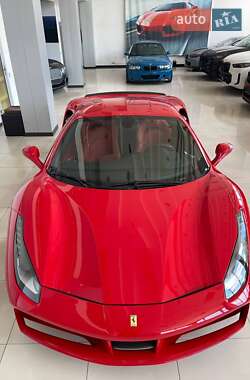 Купе Ferrari 488 GTB 2016 в 
