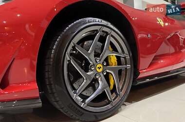 Купе Ferrari 812 Superfast 2020 в 