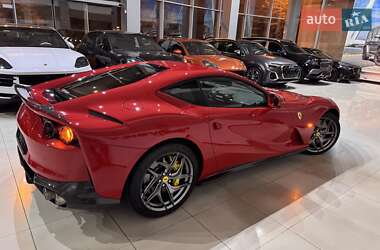 Купе Ferrari 812 Superfast 2020 в 