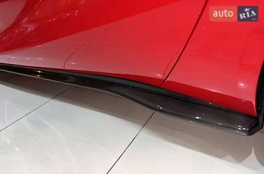 Купе Ferrari 812 Superfast 2020 в 