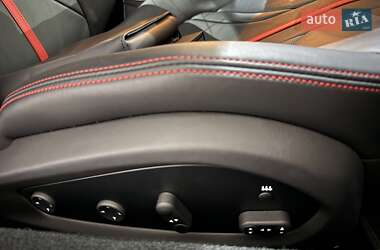 Купе Ferrari 812 Superfast 2020 в 