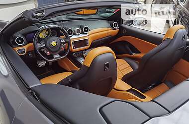 Кабриолет Ferrari California 2015 в 
