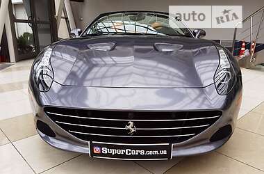 Кабриолет Ferrari California 2015 в 