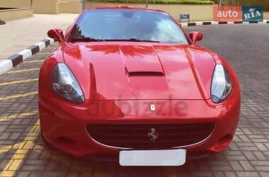 Кабріолет Ferrari California 2010 в 