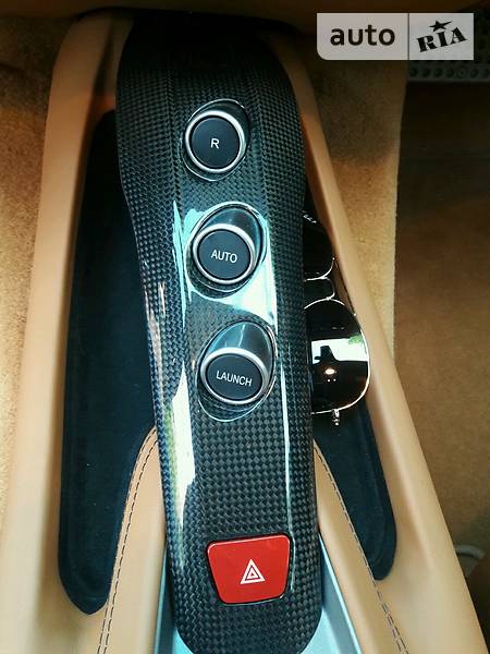 Купе Ferrari F12 2013 в Києві