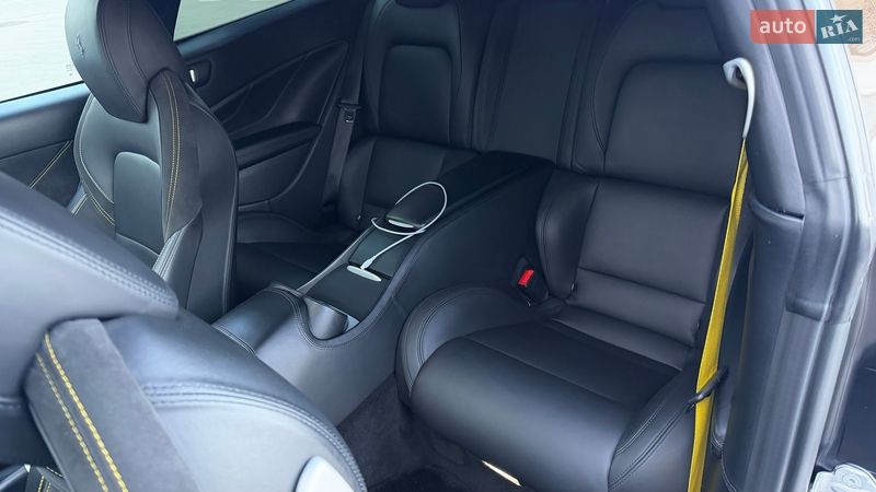 Купе Ferrari FF 2013 в Киеве