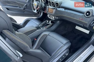 Купе Ferrari FF 2013 в Киеве