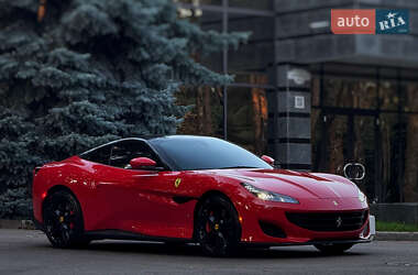 Кабриолет Ferrari Portofino 2018 в 