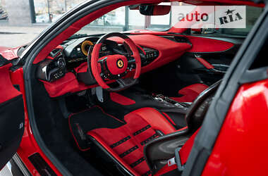 Купе Ferrari SF90 2022 в Киеве