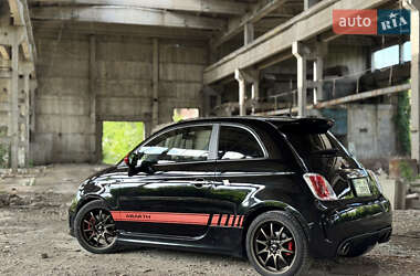 Хэтчбек Fiat-Abarth 500 2012 в 