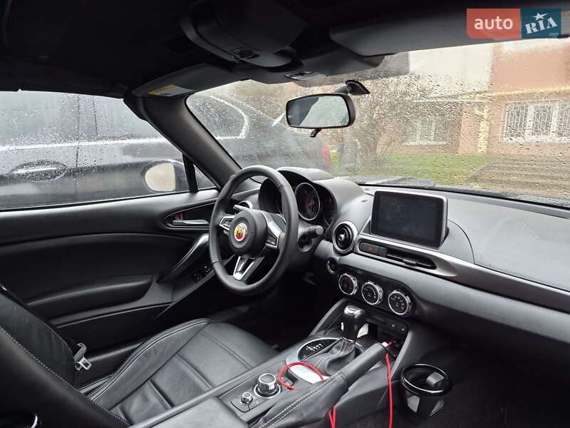 Кабриолет Fiat 124 2016 в Киеве фото 6 Кабриолет Fiat 124 2016 в Киеве