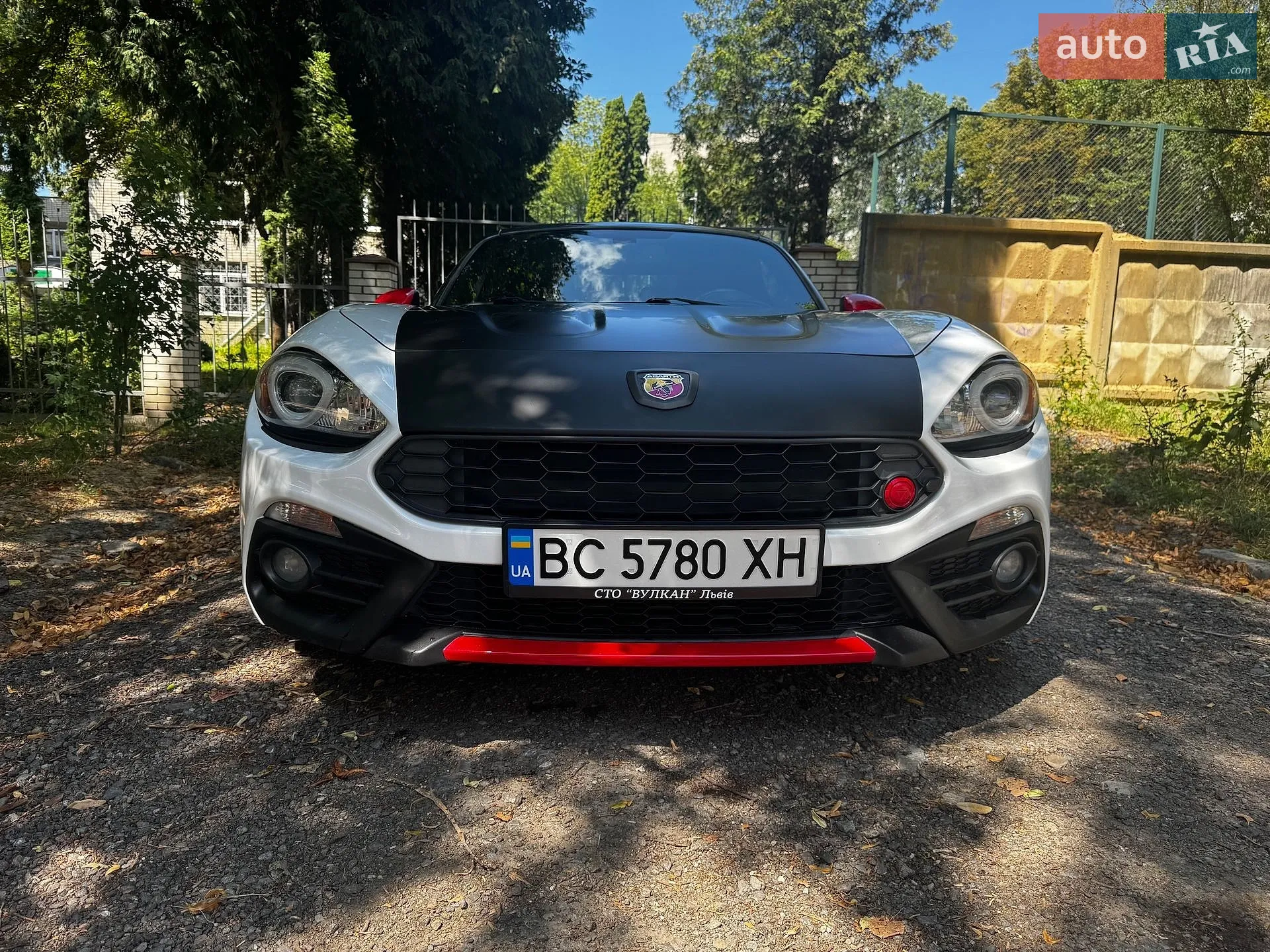 2017 Fiat 124 Spider - мініатюра 2