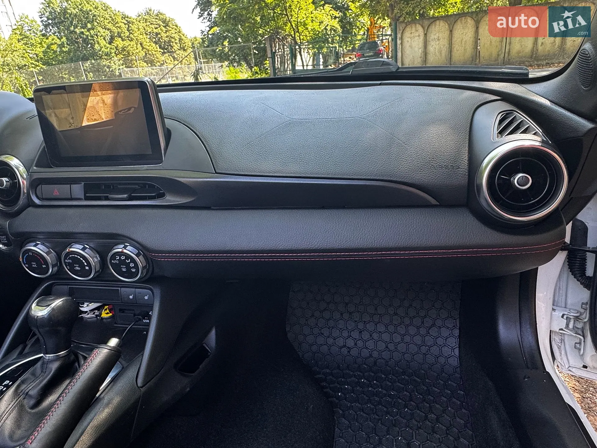 2017 Fiat 124 Spider - мініатюра 29