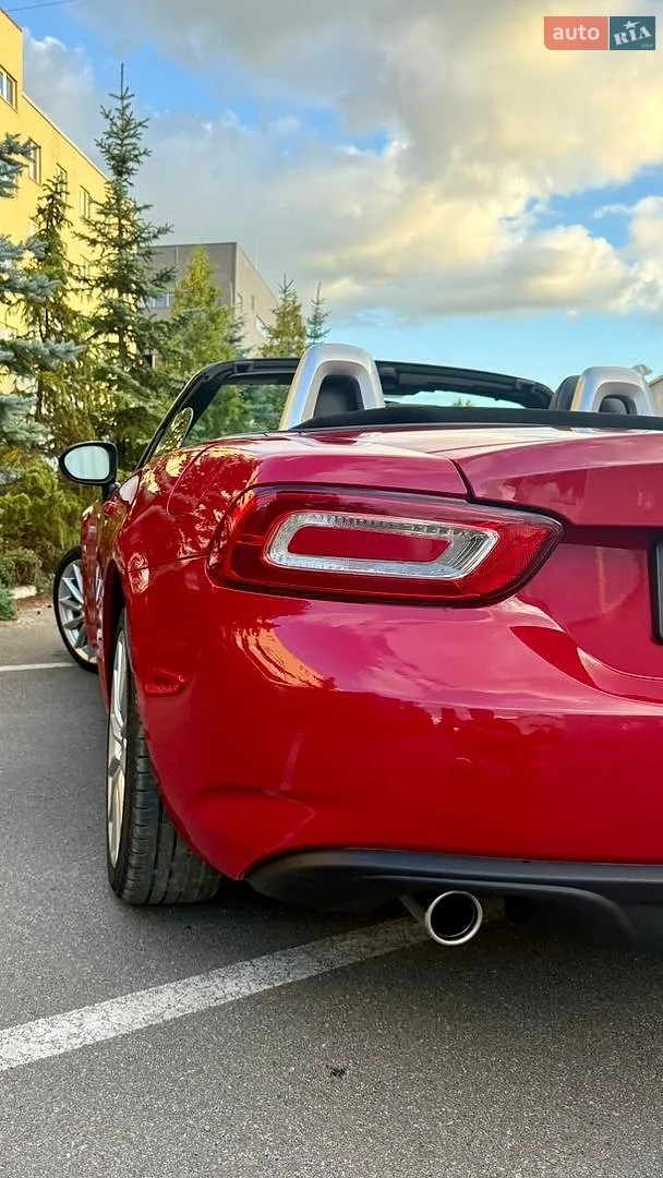 2016 Fiat 124 Spider - мініатюра 8