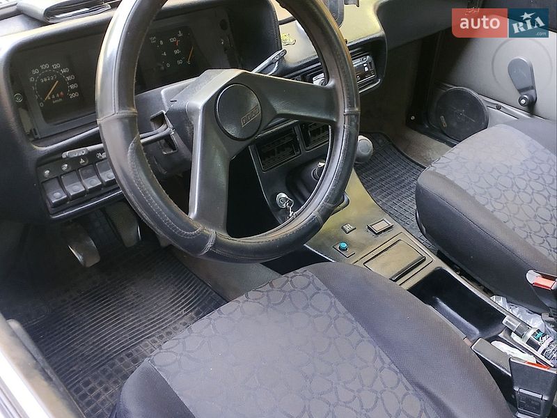 Седан Fiat 131 (Mirafiori) 1980 в Томашполі