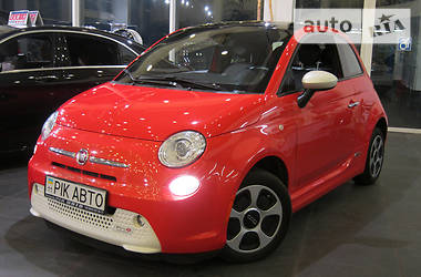 Хэтчбек Fiat 500 2013 в 