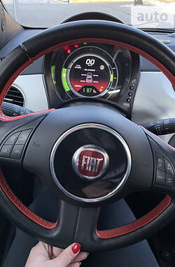 Хэтчбек Fiat 500 2015 в Киеве