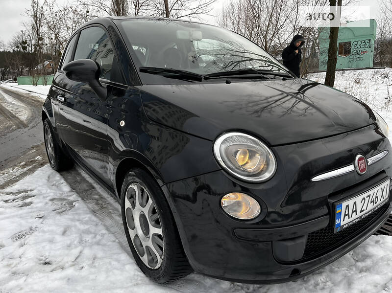 Хэтчбек Fiat 500 2012 в Киеве