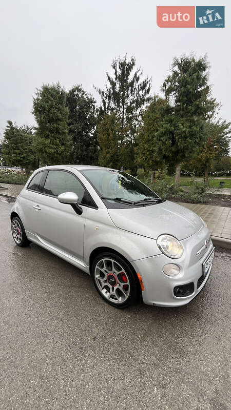 Хэтчбек Fiat 500 2013 в Почаеве